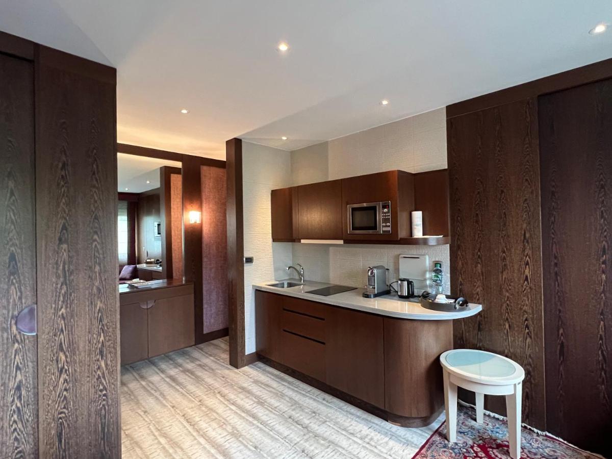 Studio Dans Le Quartier Luxe Neuilly-sur-Seine Esterno foto